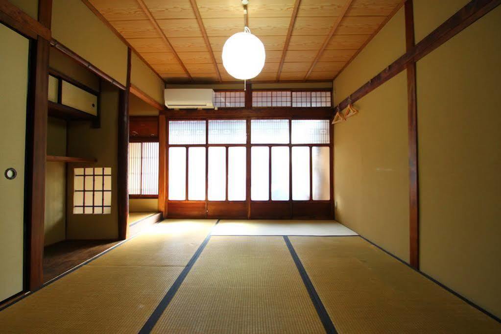 Guest House Hitsujian Киото Екстериор снимка